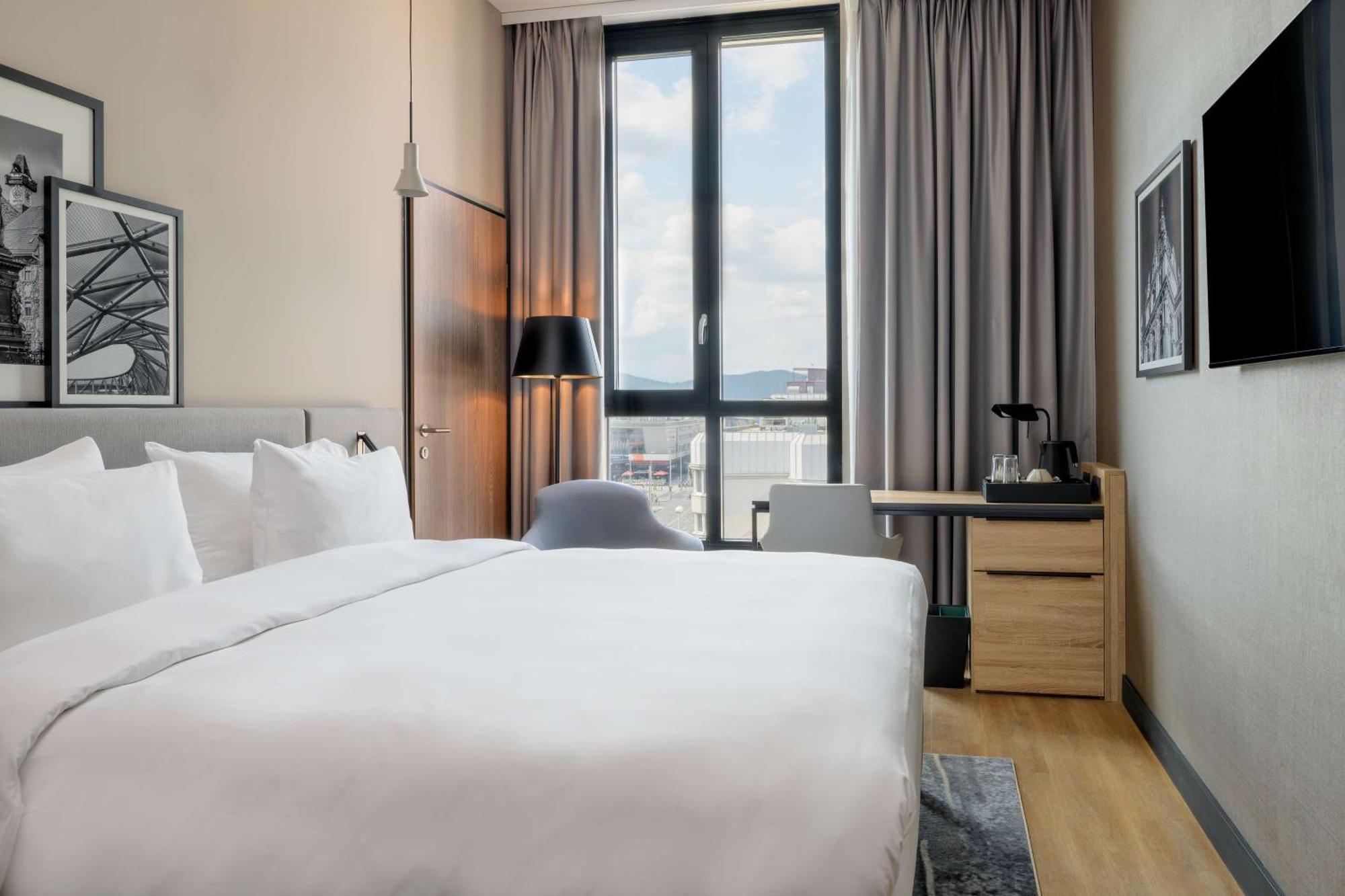 Radisson 4*